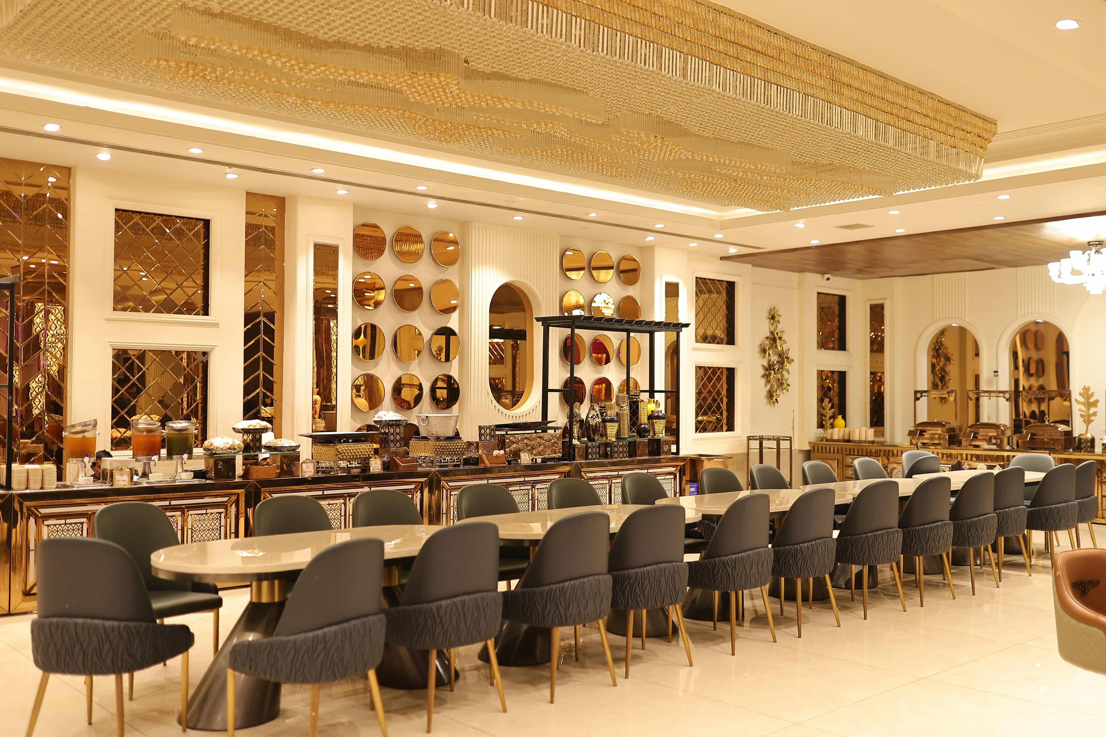 Terminal Restaurant - Image 7