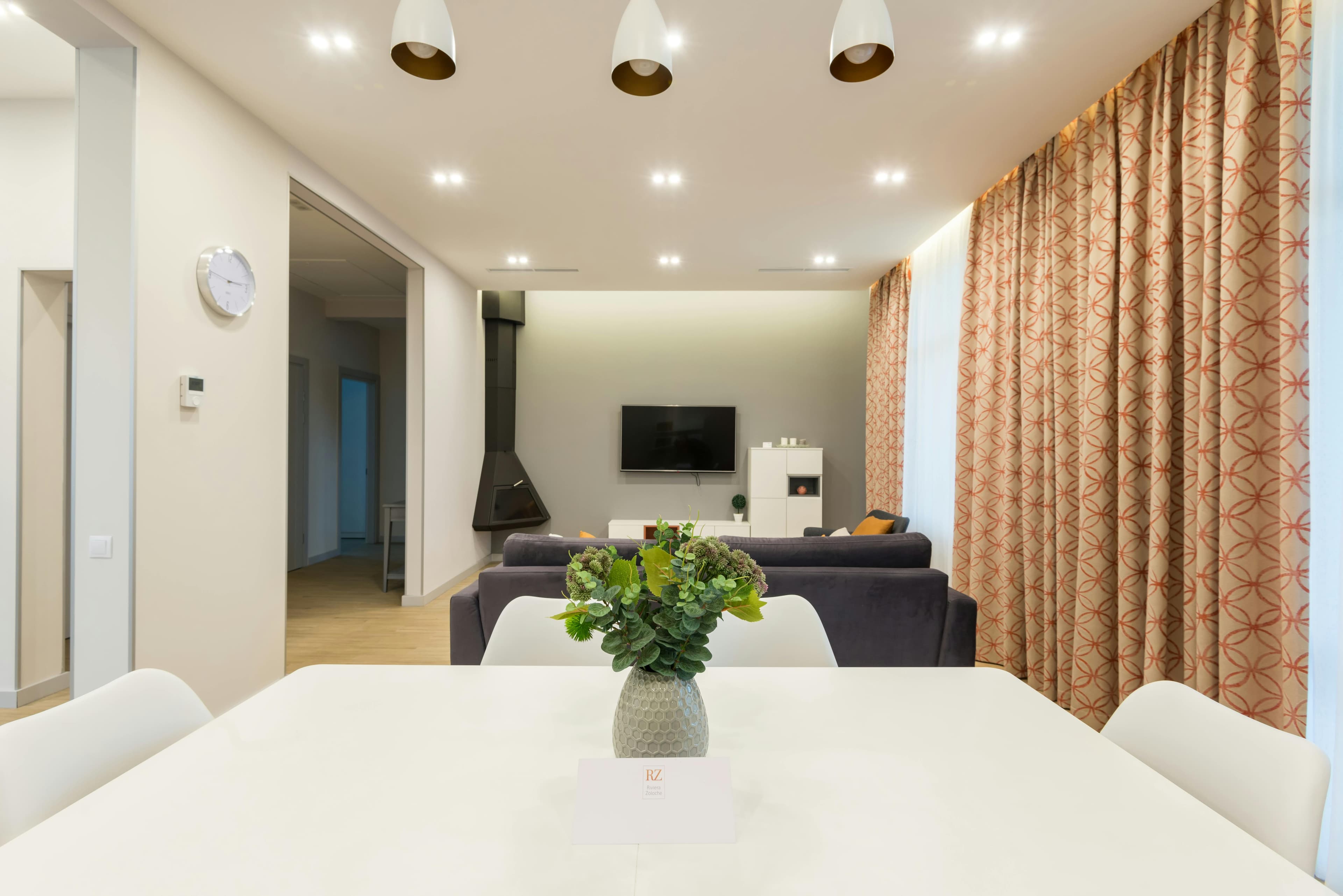 Business Center - Image 7